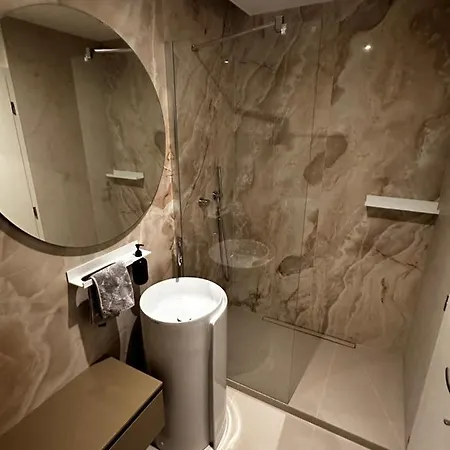 Apartamento Luxury Penthouse At The Historical Centre Parking Bratislava