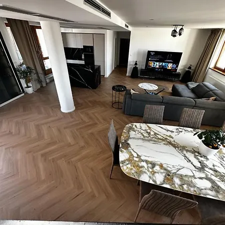 Luxury Penthouse At The Historical Centre Parking Apartamento Bratislava